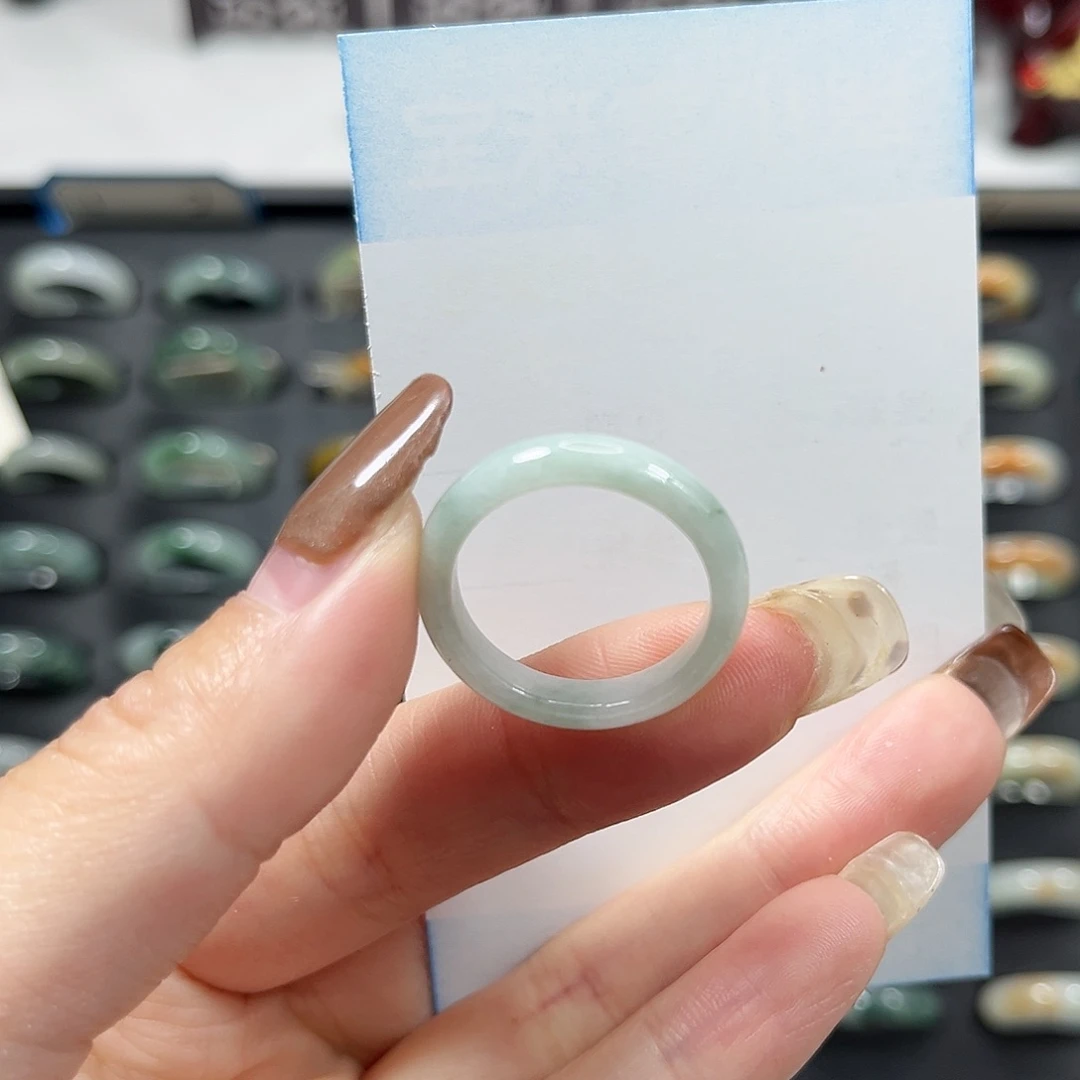 未镶嵌戒指翡翠翡翠