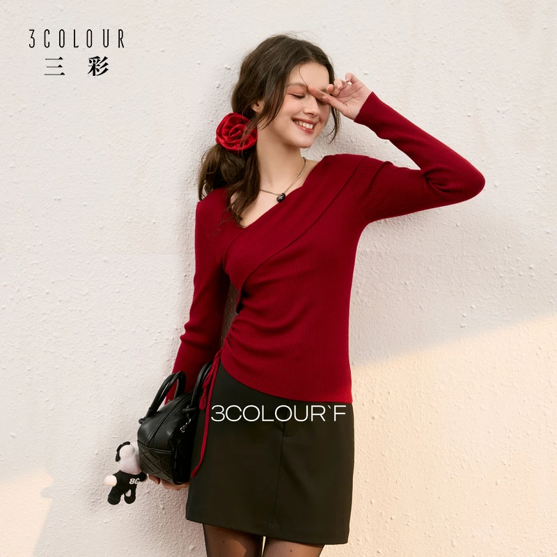 三彩独醒2025秋季新款不规则斜领针织衫设计感毛衫修身打底F