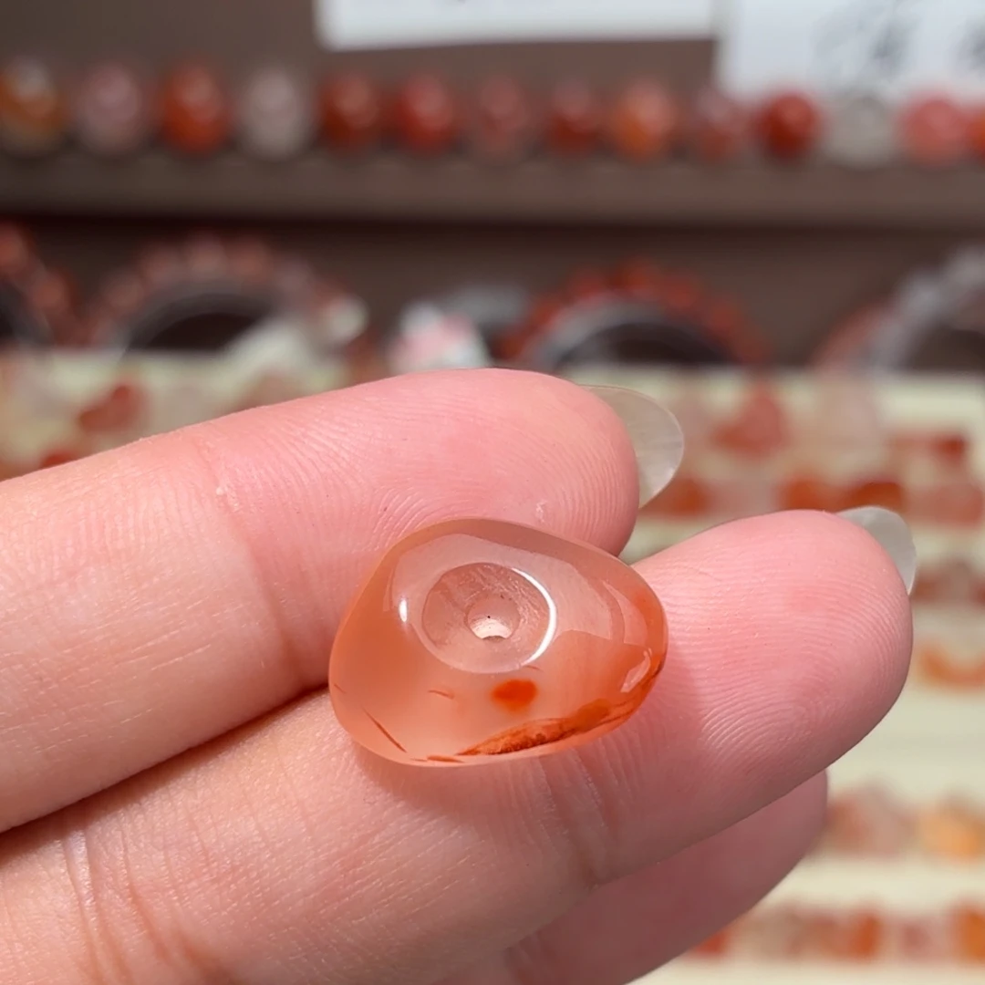 南红玛瑙未镶嵌川料藏扣