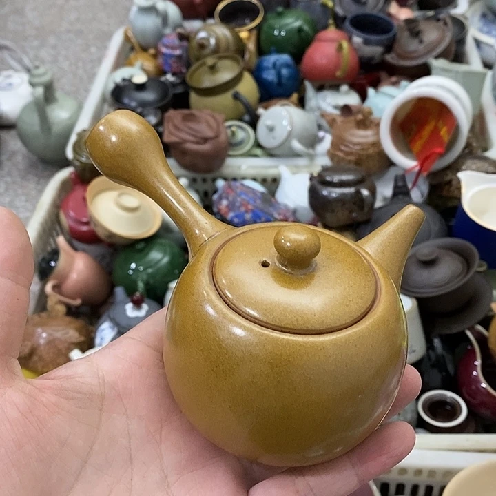 陶瓷艺术品及陶瓷壶