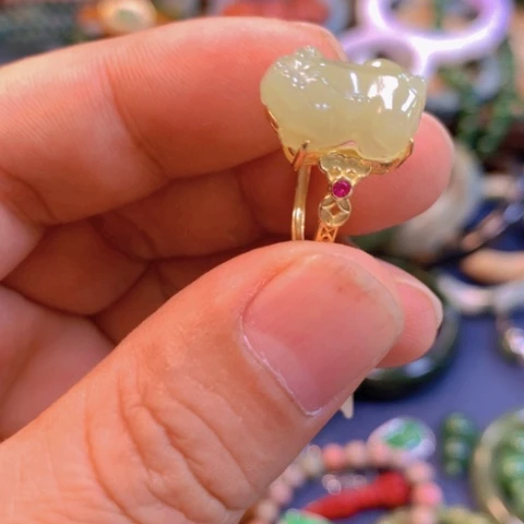 【闪购商品】翡翠未镶嵌颈饰翡翠