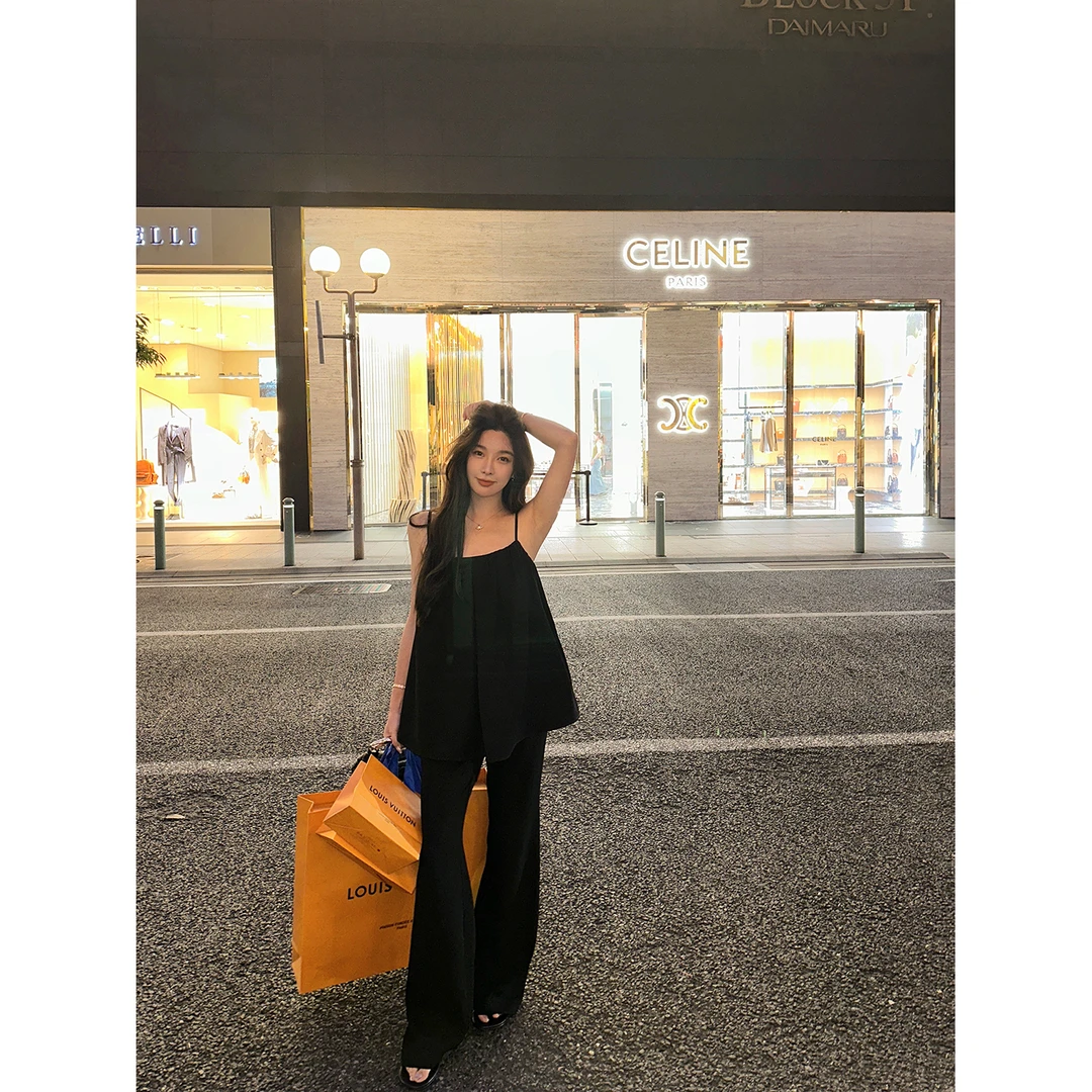 施薇靓  静奢大女主 醋酸乱麻裙摆吊带气质超模显瘦微喇裤套装