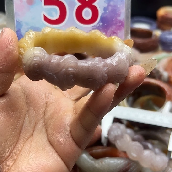 石英岩玉手镯未镶嵌