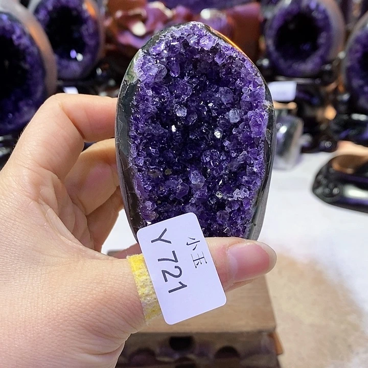 水晶摆件未镶嵌摆件