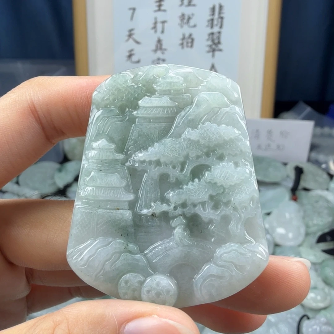 翡翠未镶嵌颈饰翡翠