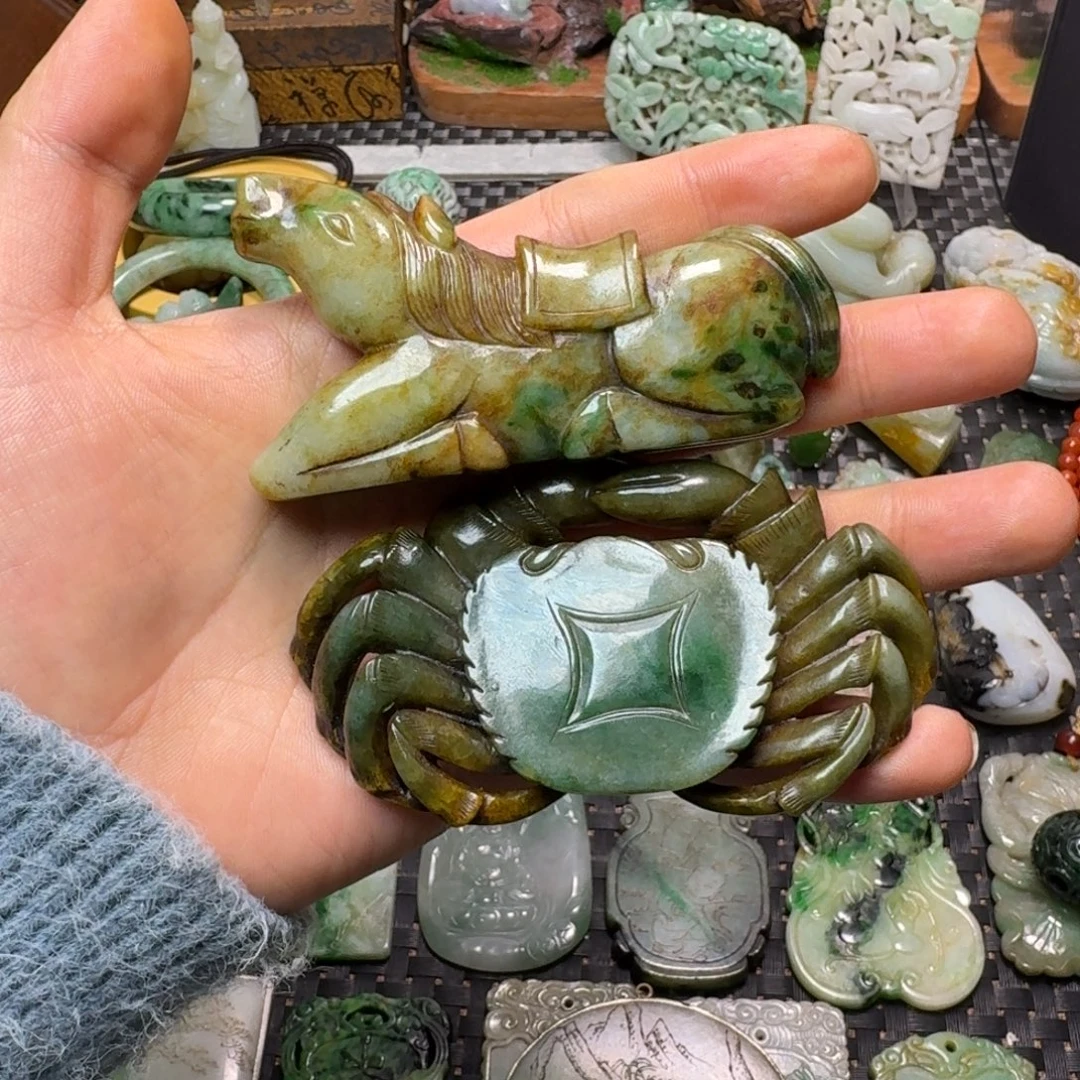 扬***辰翡翠未镶嵌颈饰翡翠颈饰未镶嵌