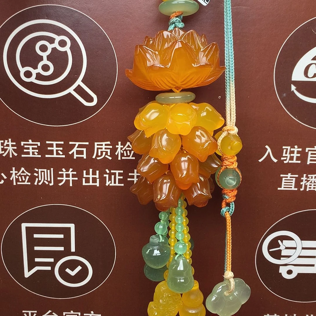 小***美玛瑙/玉髓未镶嵌车挂