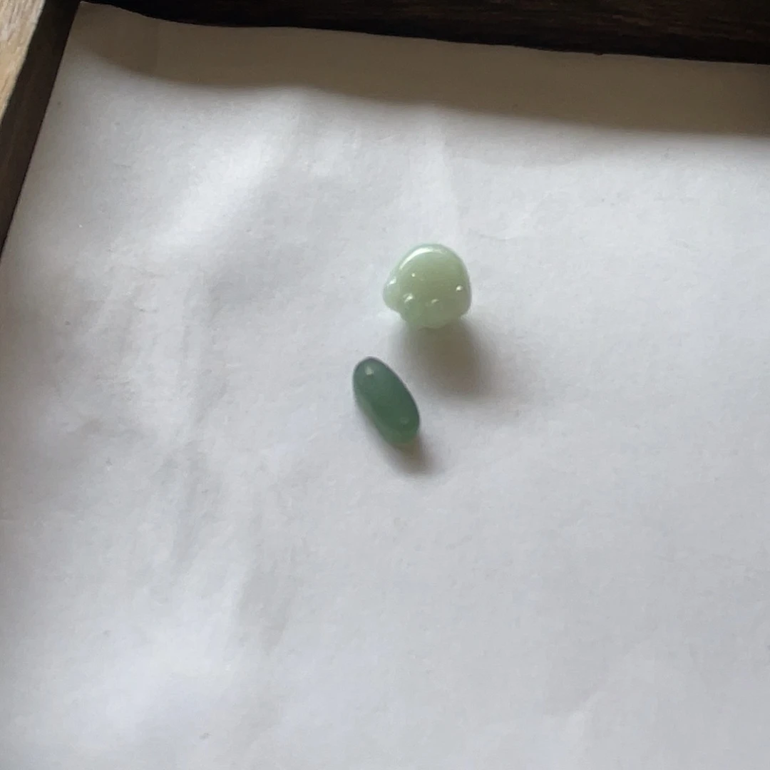 翡翠未镶嵌吊坠(不含链)?****蛋