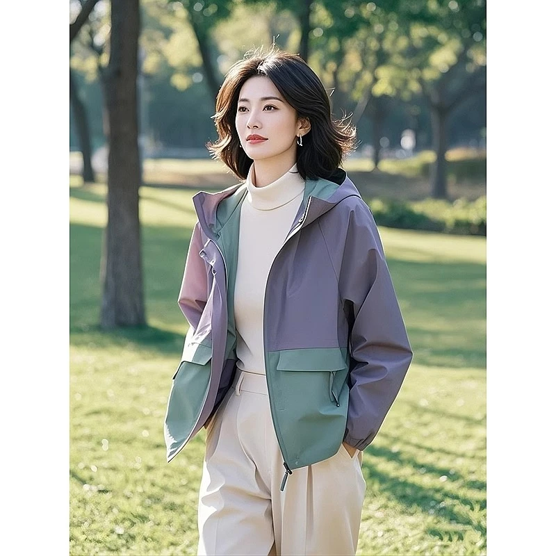 2025开春新款小个子休闲高级感超好看冲锋衣女设计感撞色连帽外套