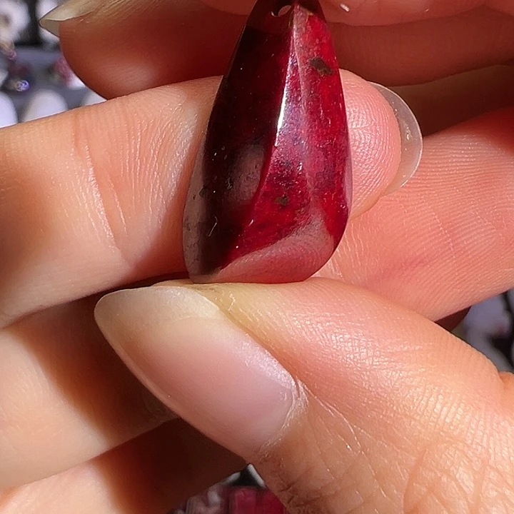 天然辰砂原矿吊坠7