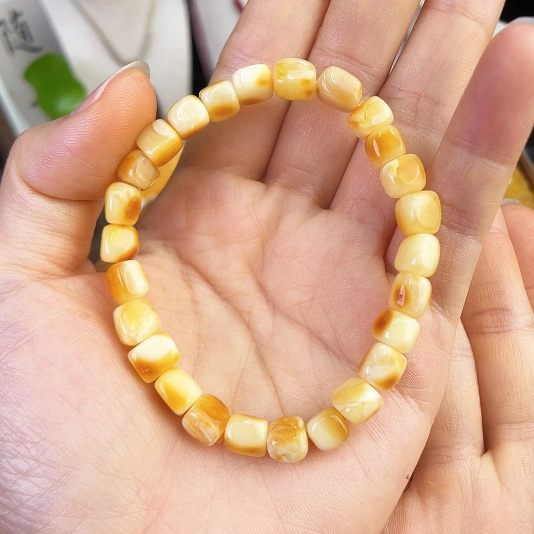 未镶嵌琥珀珠宝奇石