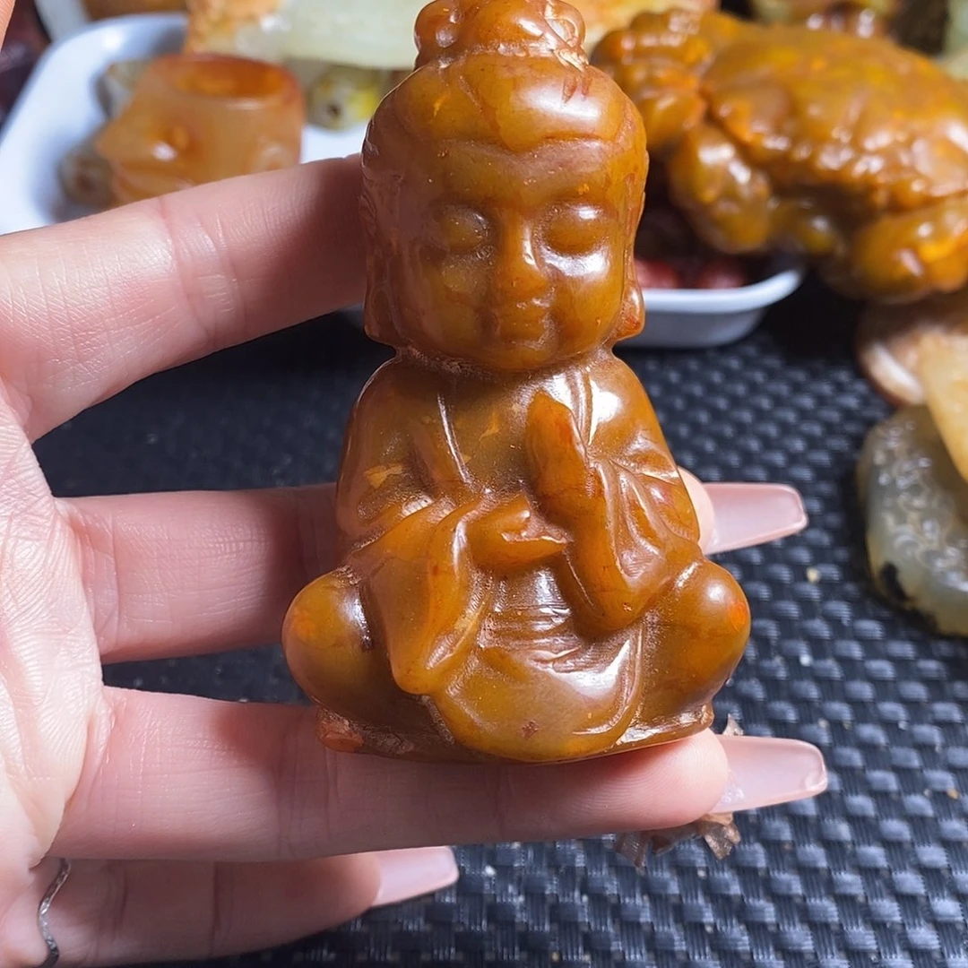 岫岩老玉（透闪石质玉）未镶嵌珠宝奇石