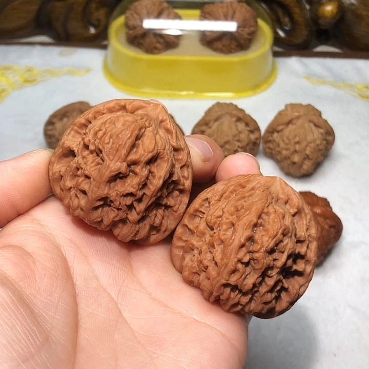 文玩核桃41三角疆