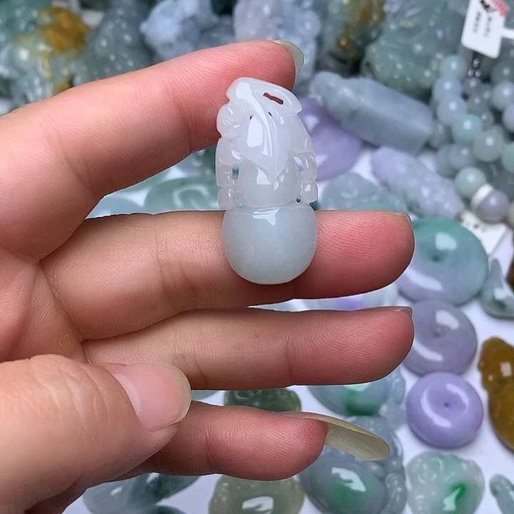 翡翠未镶嵌颈饰天然翡翠