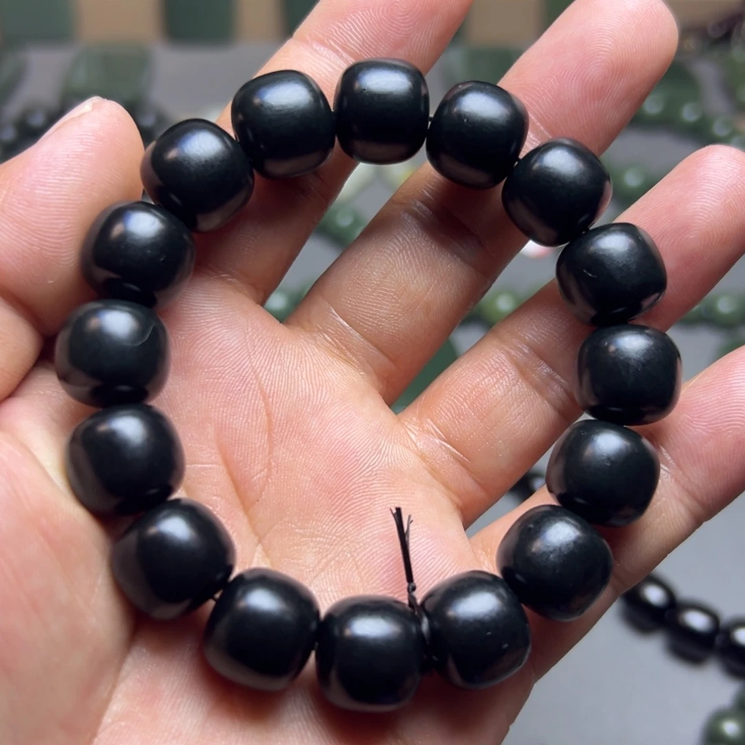 和田玉未镶嵌手链塔黑卡14