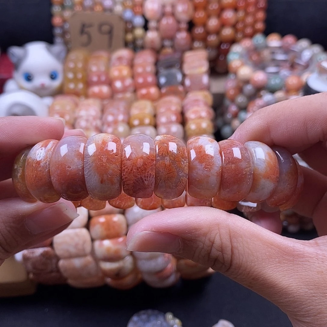 硅化珊瑚（珊瑚玉）手牌 未镶嵌红冰立体花 89