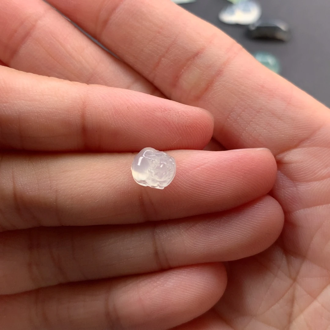 裸石翡翠翡翠貔貅