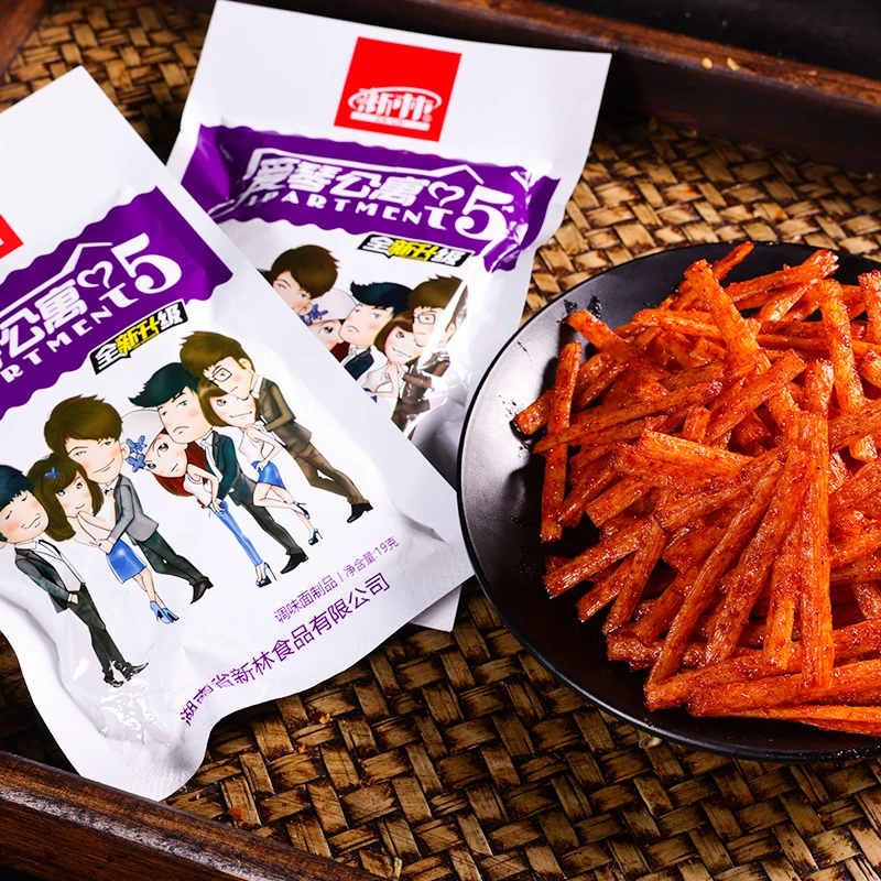 新林爱琴公寓辣条儿时经典8090后小吃麻辣网红零食