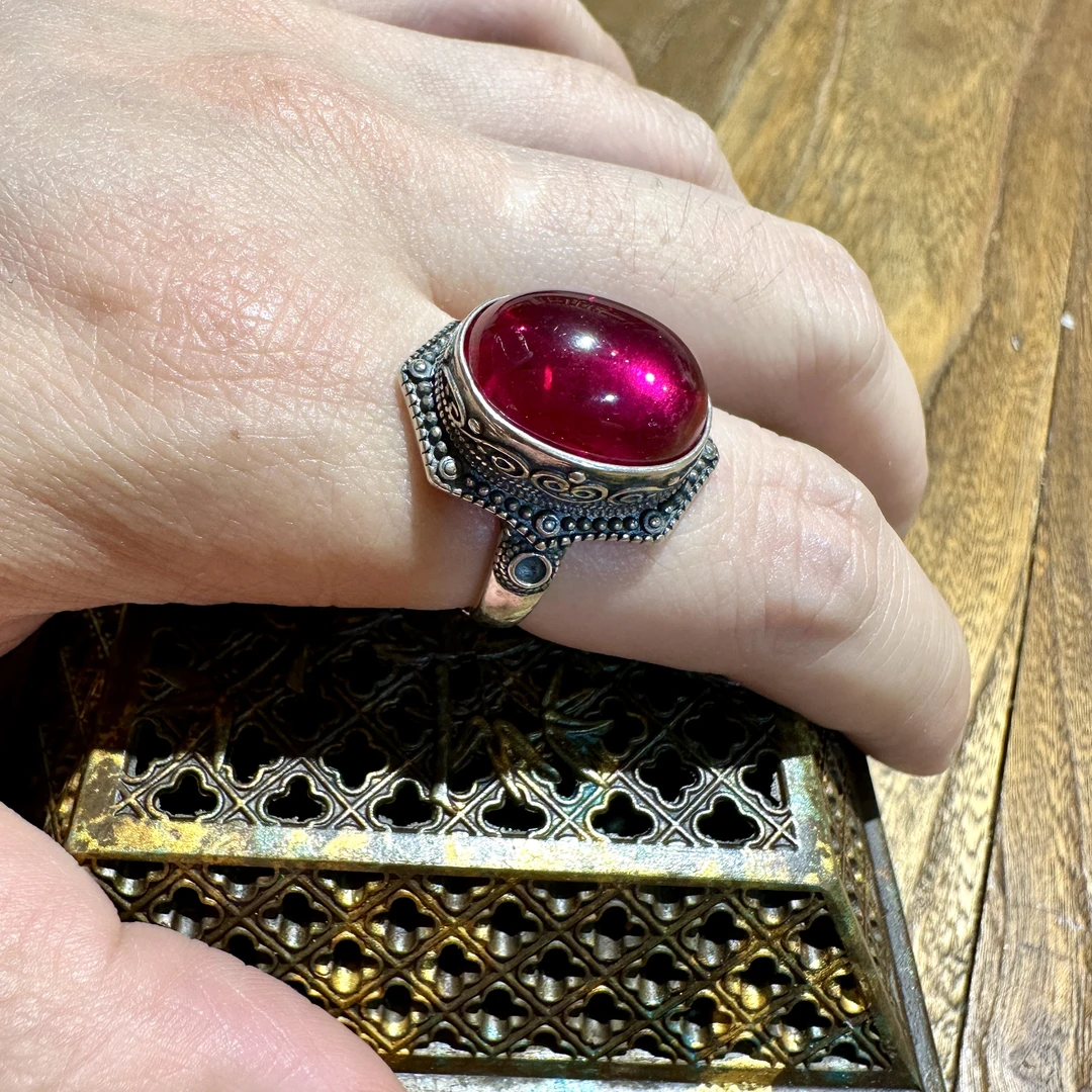 非金属合成锆石戒指 原创设计红色椭圆形戒指【哎呦家18307】