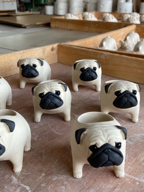 巴哥犬陶瓷摆件可爱花盆多肉盆精致