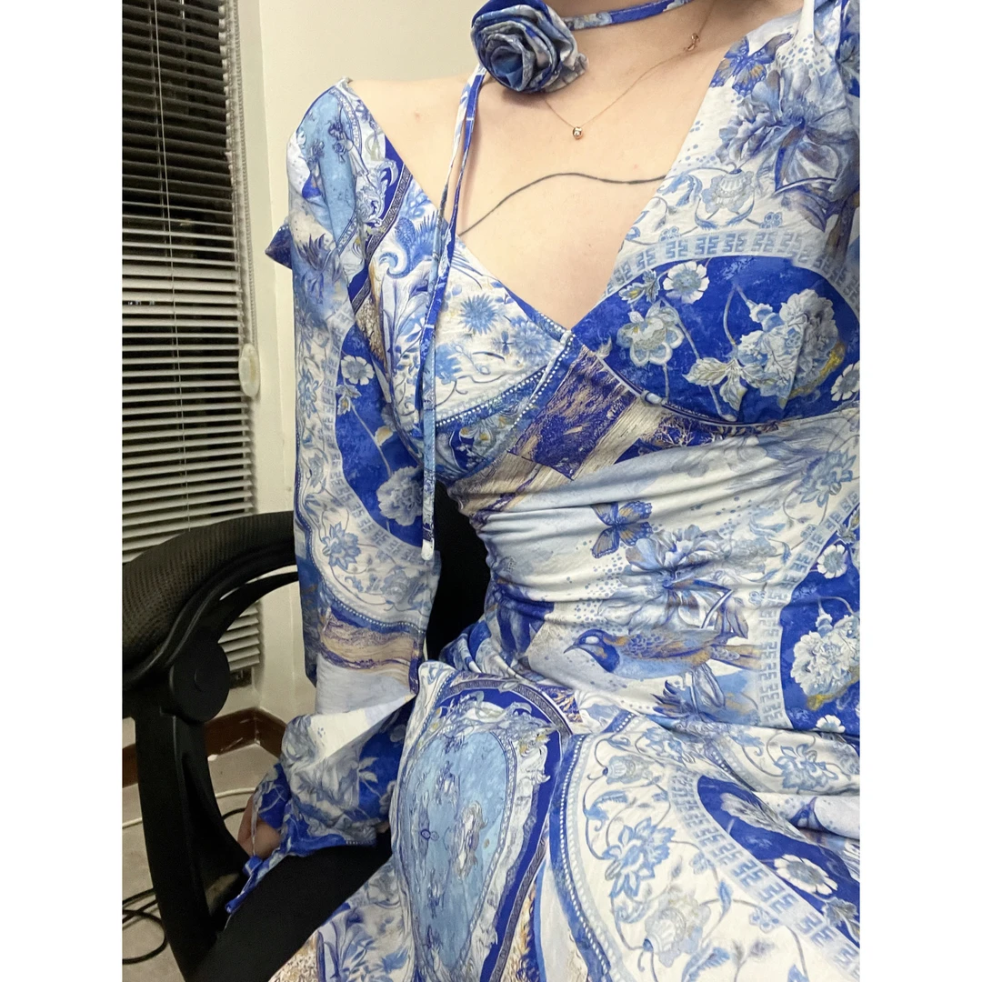 Lam muimui【彩云之南】原创新中式国风长袖斜裁V领度假印花连衣裙