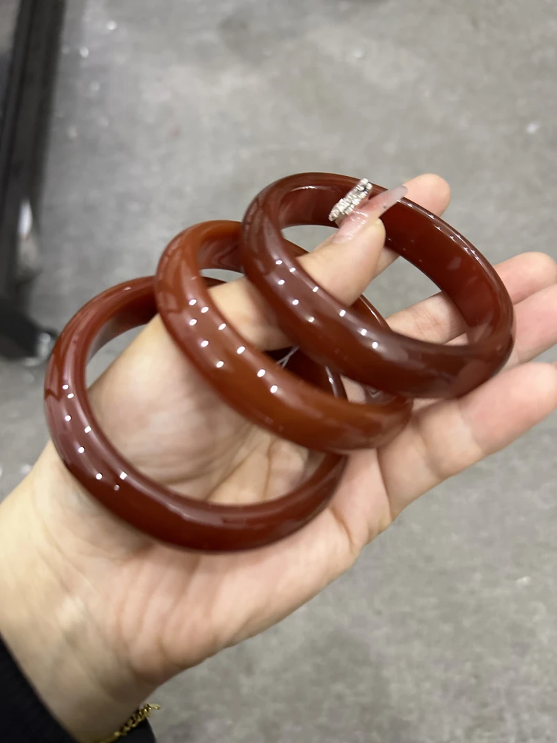 天然玉石车厘子 手镯多样性拍一发一 颜色纹路随机发