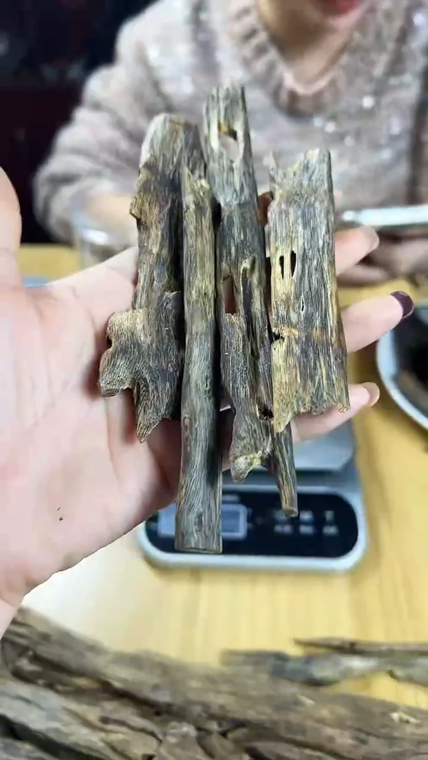 【闪购商品】沉香手把件奇楠块料 千里香