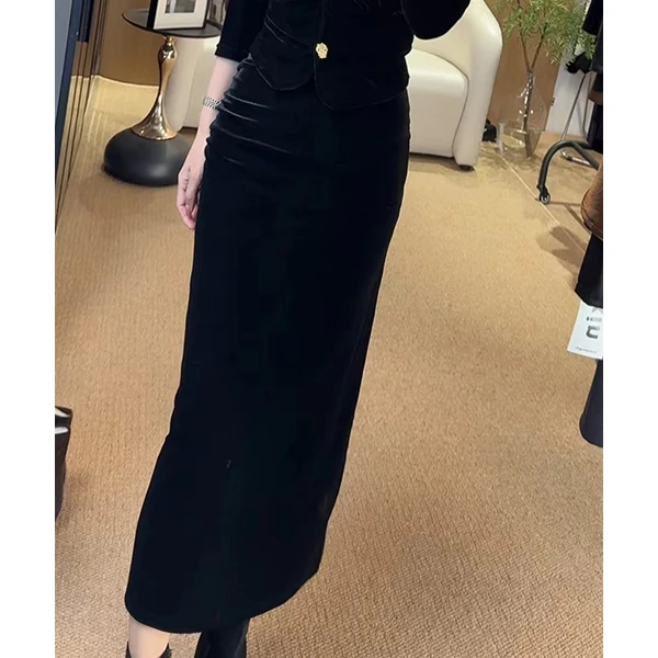 【欣欣精选】加绒复古穿搭黑色半身裙包臀裙6712