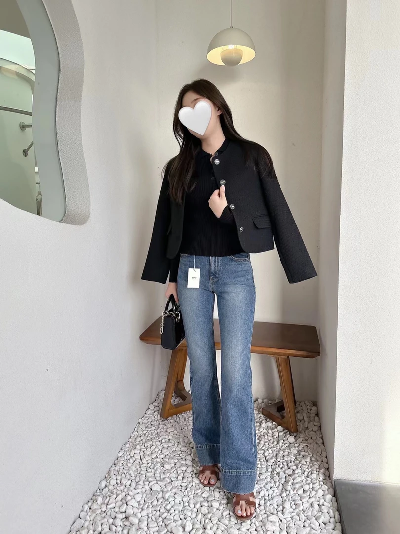 牛仔裤显瘦微喇修身长裤