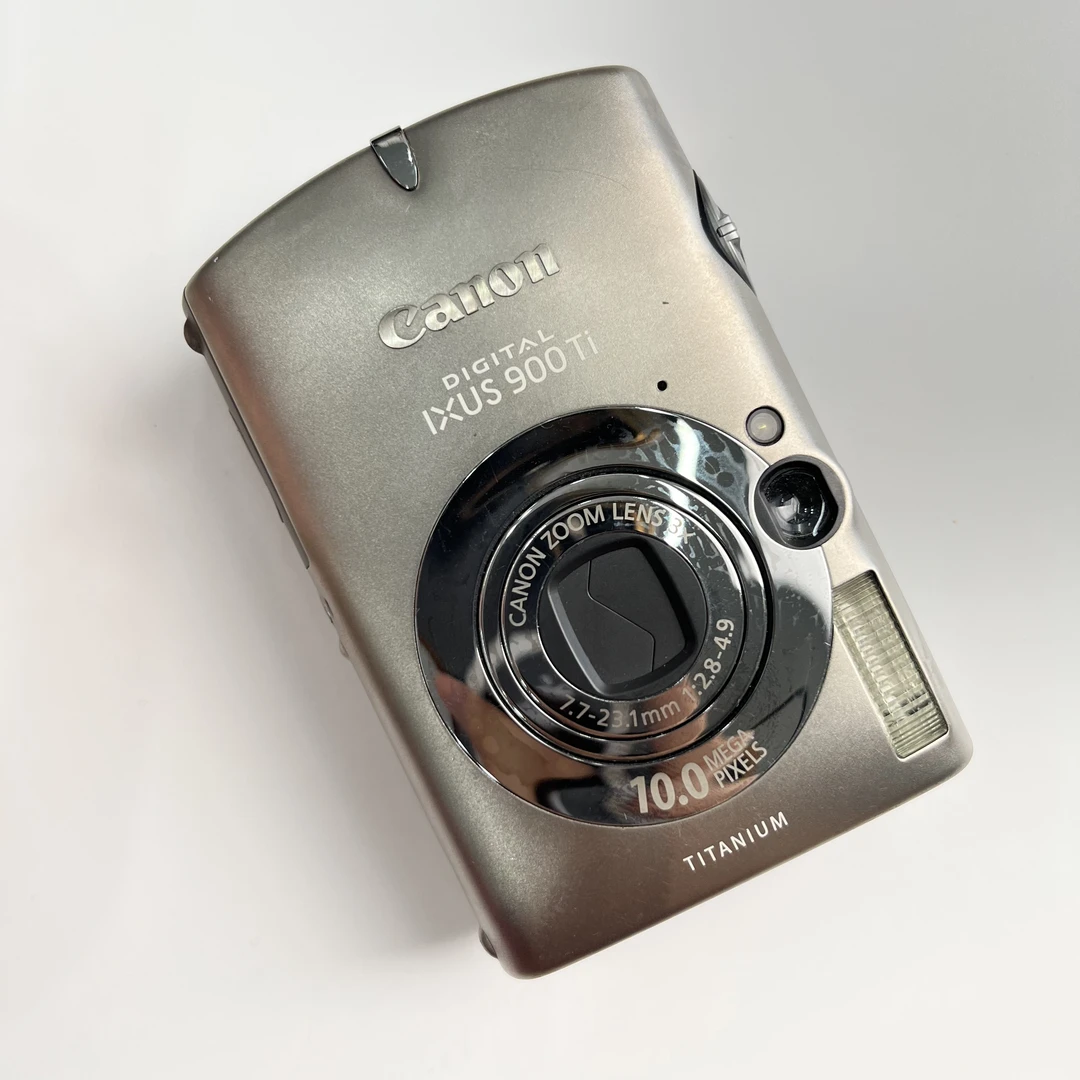95新 Canon/佳能 ixus900银灰一千万像素3倍变焦ccd数码相机