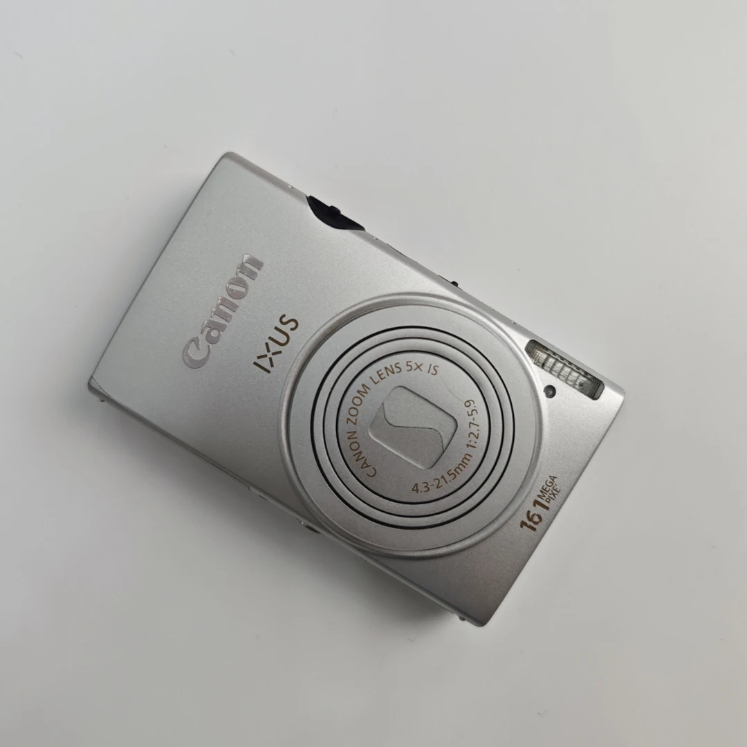 95新 Canon/佳能 ixus125银色1600万像素5倍变焦ccd微瑕