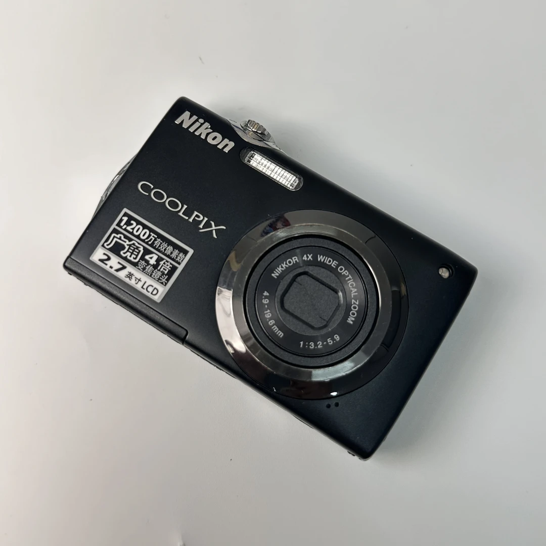 95新 Nikon/尼康 s3000黑色1200万像素4倍变焦ccd数码相机