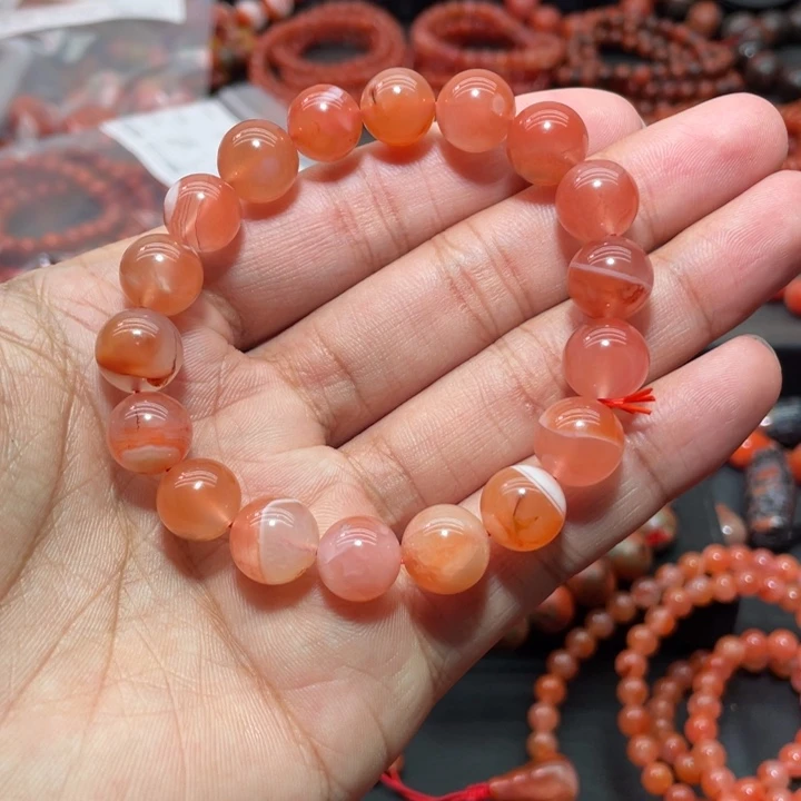 南红玛瑙手串未镶嵌