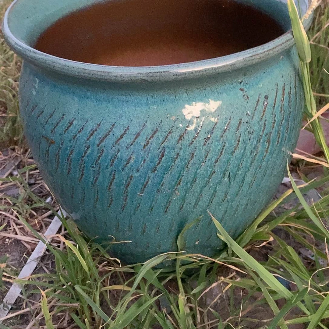 红陶20CM（含）-50CM（不含）瑕疵27-30一个
