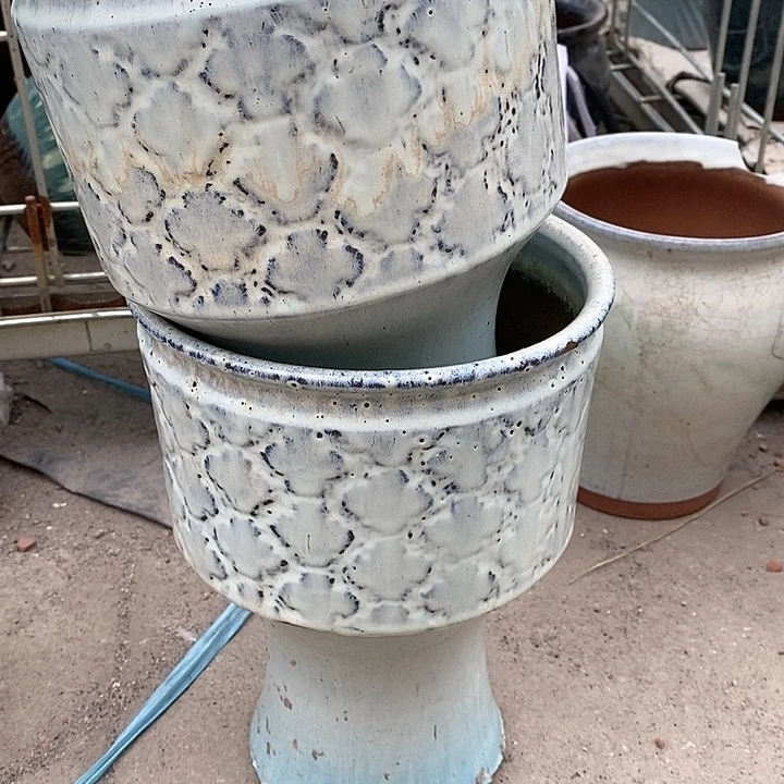 红陶20CM（含）-50CM（不含）瑕疵18-26两个