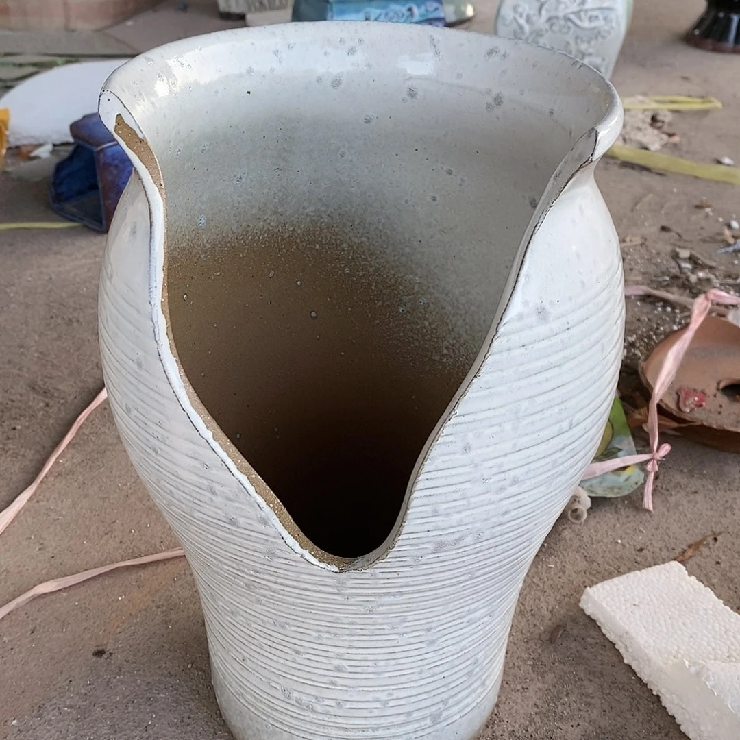 红陶20CM（含）-50CM（不含）瑕疵18-30一个