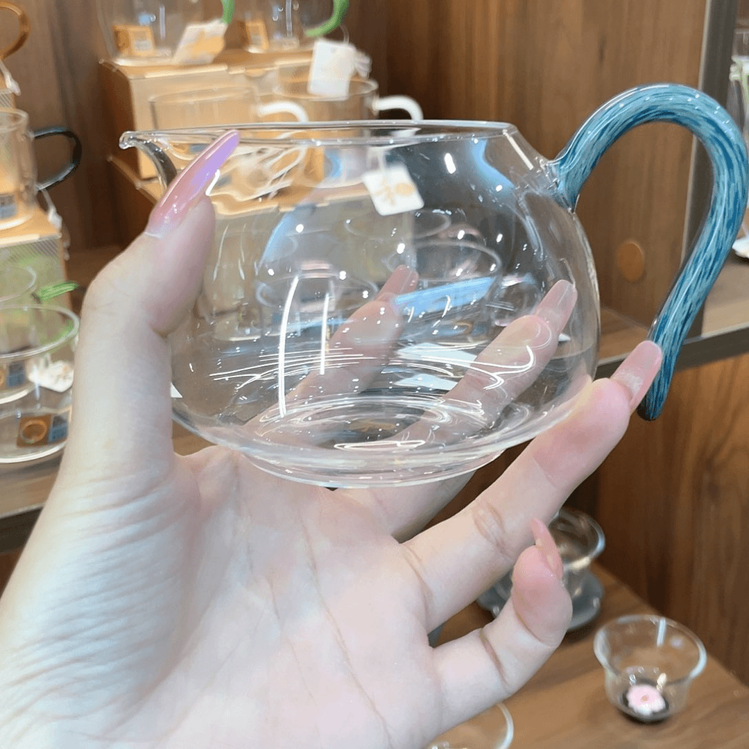 易*生淡然凤彩。。。。。。。。。。。。。