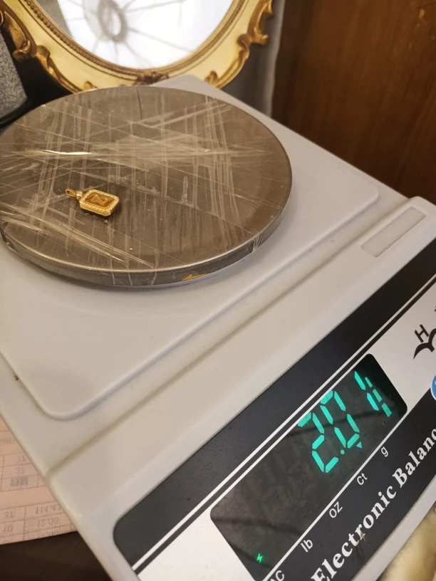 足金精品莫桑吊坠