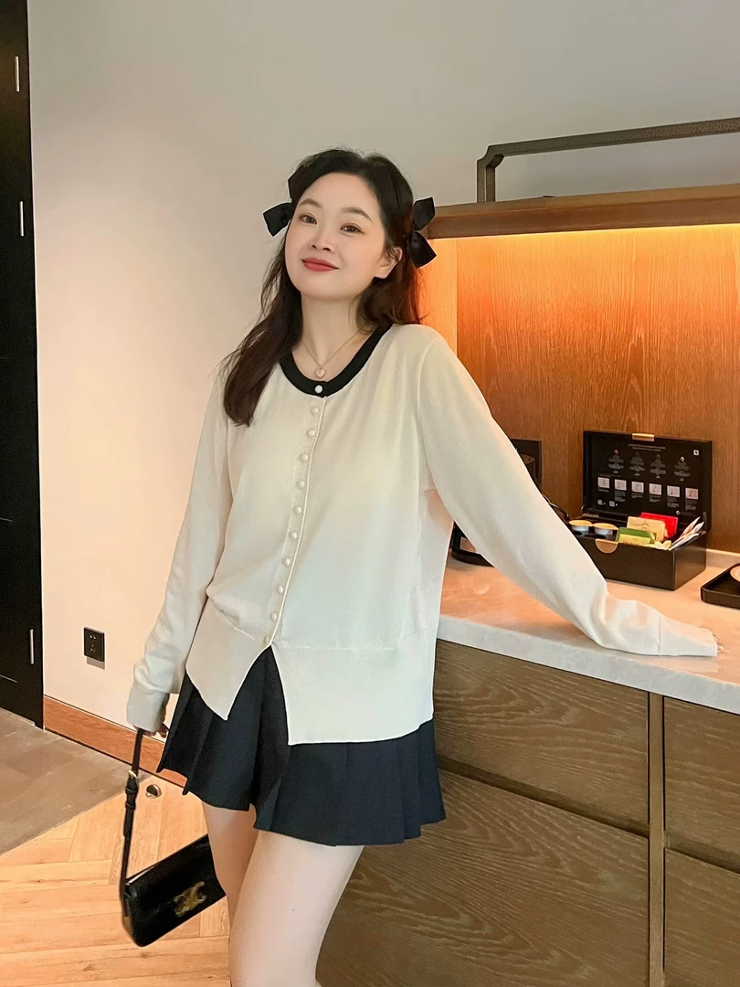 【小李微微胖】女装撞色圆领显瘦长袖外套2024秋款宽松针织开衫女