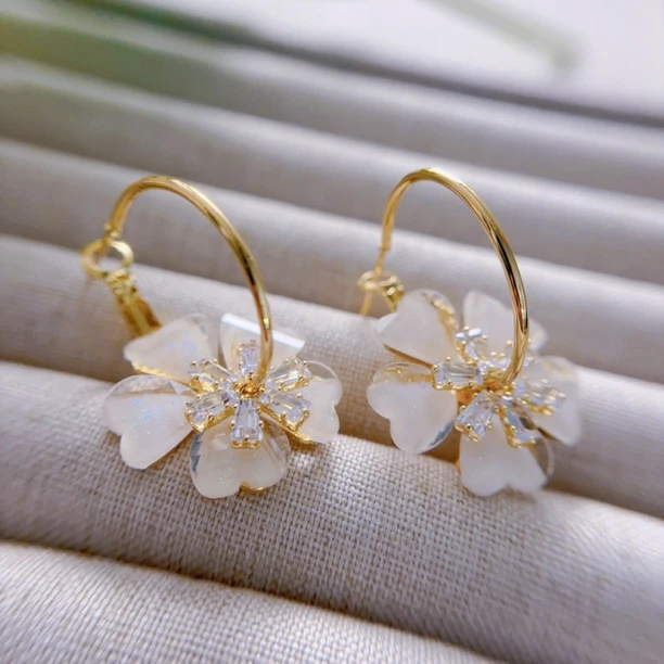 铜合金琉璃耳饰 大耳圈耳环女新款轻奢网红高级感爆款小众耳饰