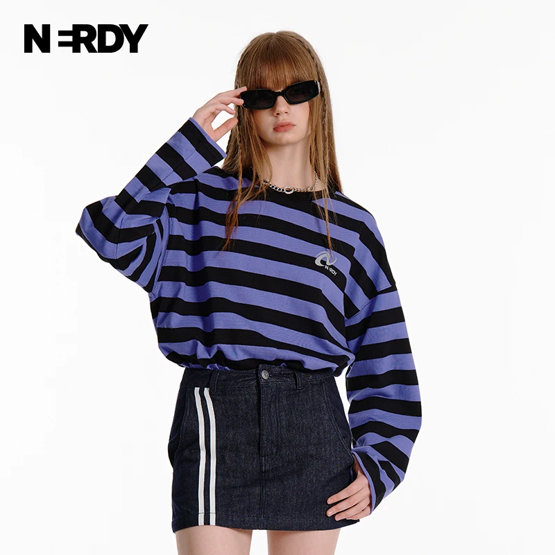 NERDY春夏新品情侣同款条纹长袖圆领T恤宽松休闲简约女上衣潮