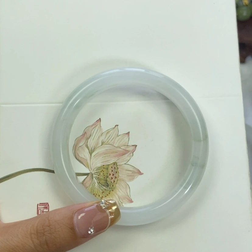 【闪购商品】石英质玉手镯未镶嵌