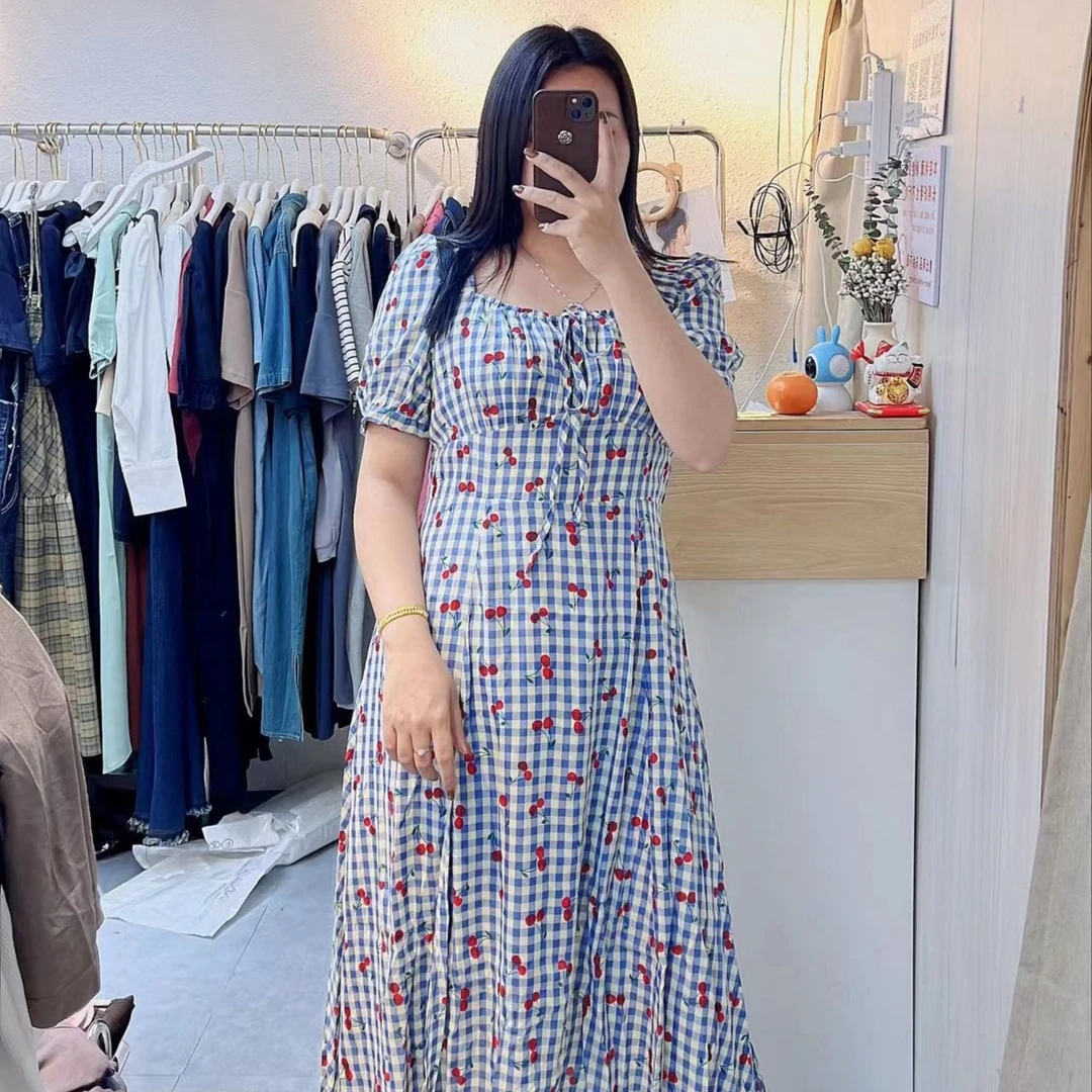 夏季新品胖mm大码女装复古樱桃格子印花缩褶方领连衣裙