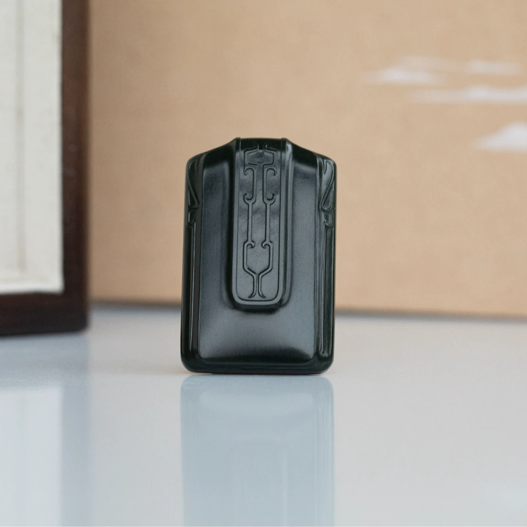 和田玉蕙质兰心塔青吊牌