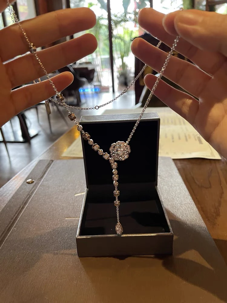 铜合金项链 小香风微镶满钻立体山茶花Y形流苏项链轻奢小众锁骨链