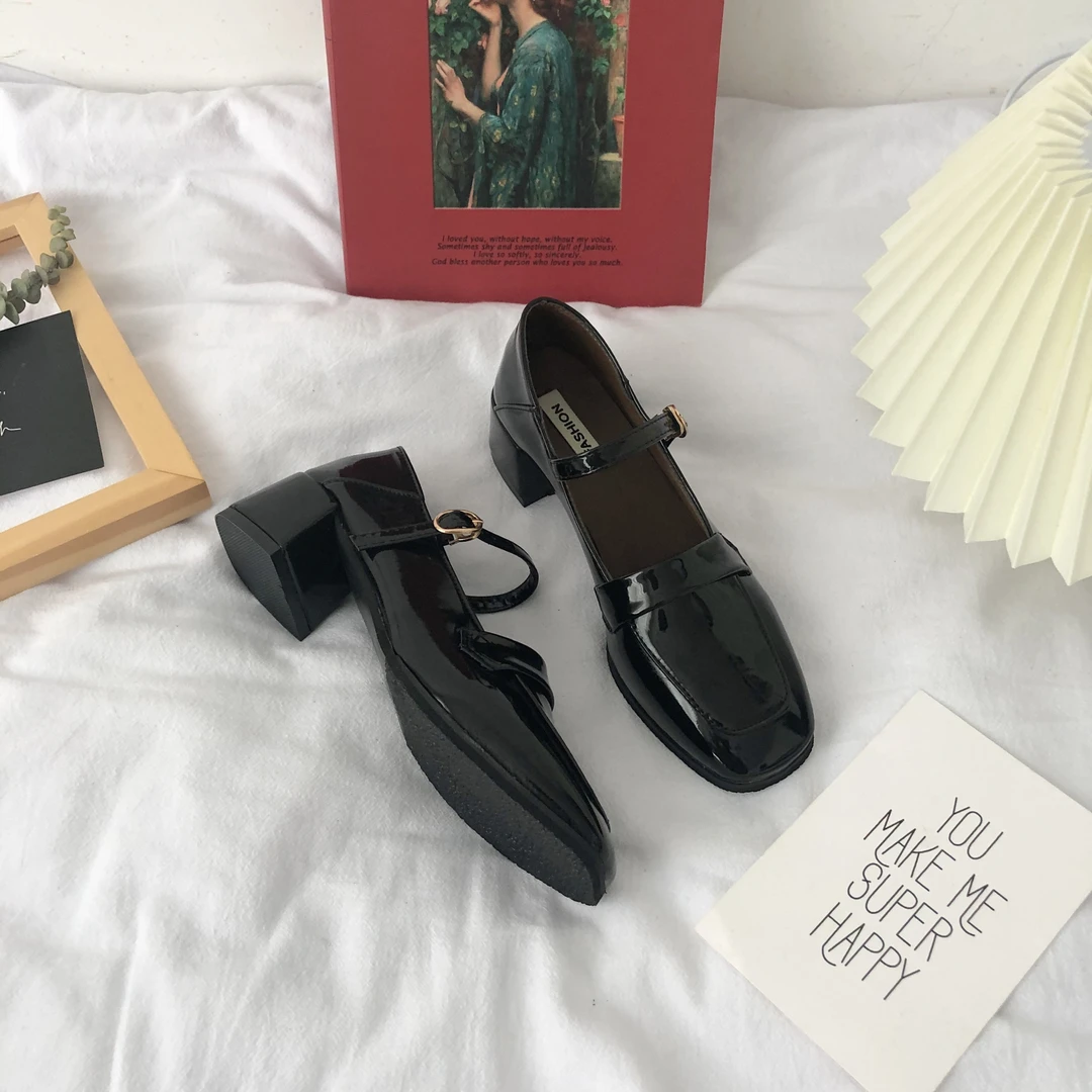 复古玛丽珍鞋方头一字扣小皮鞋女粗跟中跟单鞋赫本英伦风工作上班