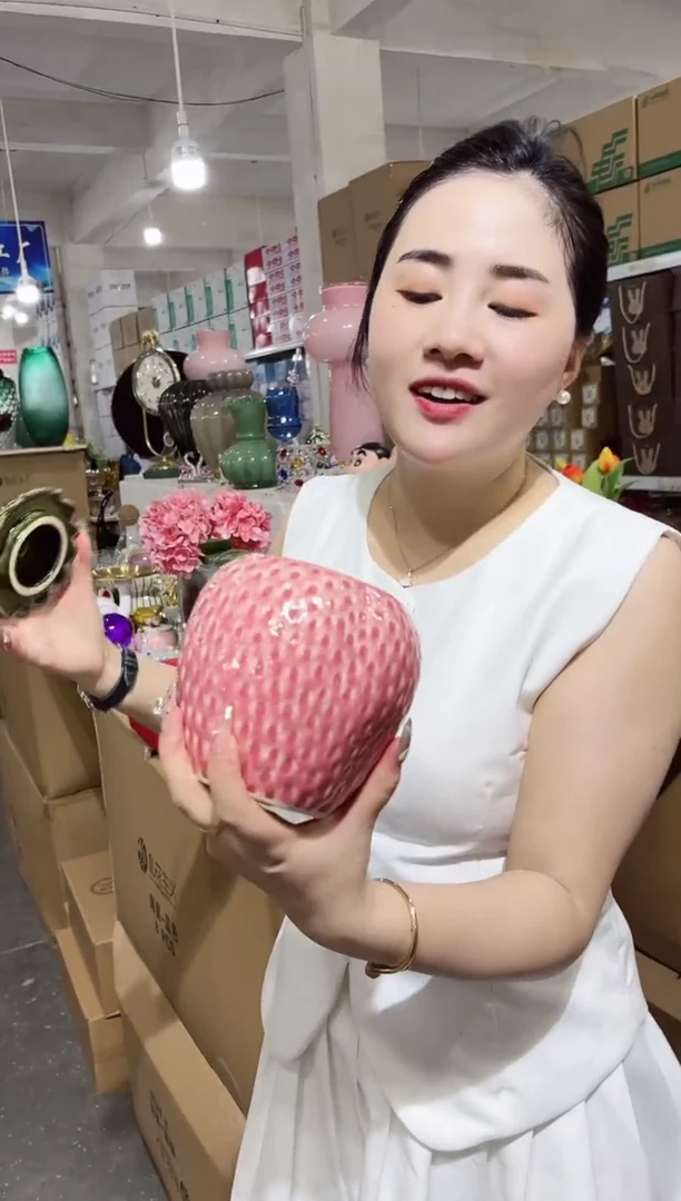【闪购商品】DD-草莓罐子