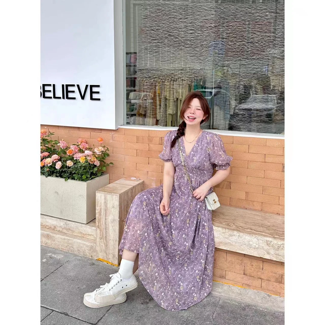 晶咕软软【私有氛围感】法式V领打揽收腰气质连衣裙碎花显瘦长裙