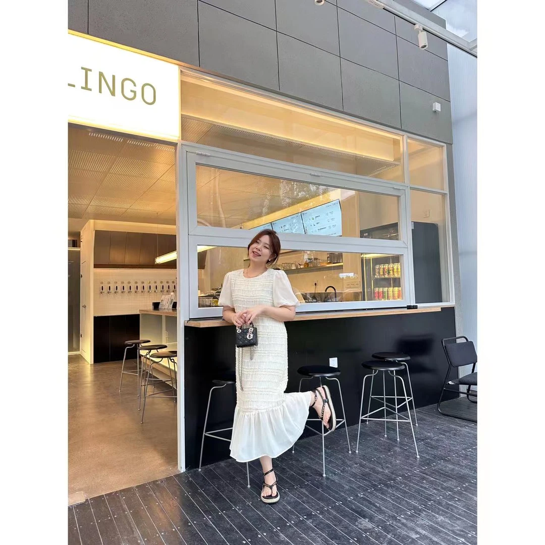 晶咕JGGU【线条艺术家】法式圆领褶皱设计连衣裙显瘦轻奢