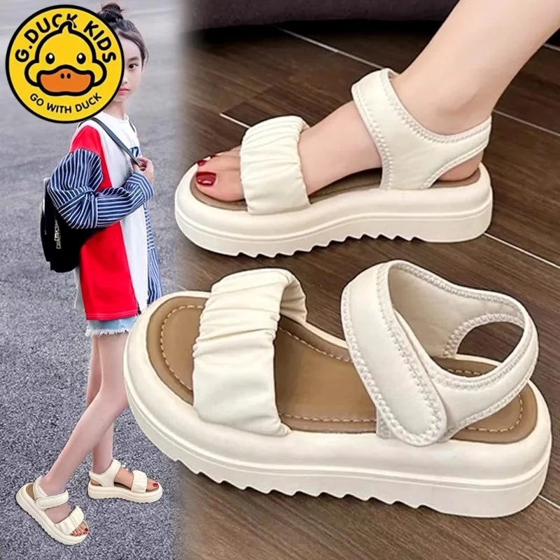 小黄鸭女童凉鞋夏季2025新款儿童女孩中大童软底公主鞋休闲沙滩鞋